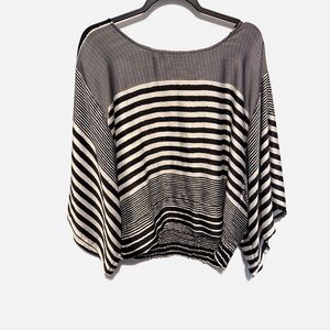 Sioni flowy batwing blouse